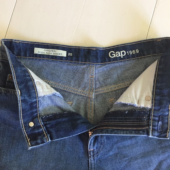 GAP Denim high waisted mom shorts - Picture 4 of 5